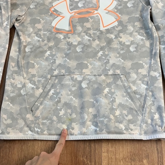 Under Armour Pink and Grey Camouflage Hoodie Sz XL - Picture 7 of 7